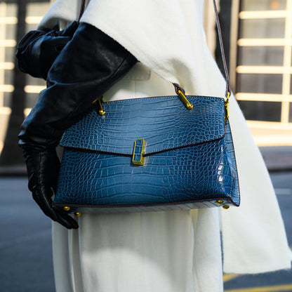 Adriana – Bolso estructurado con solapa