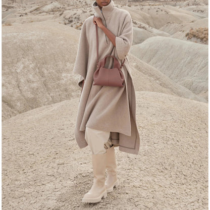 Vega – Bolso de mano minimalista
