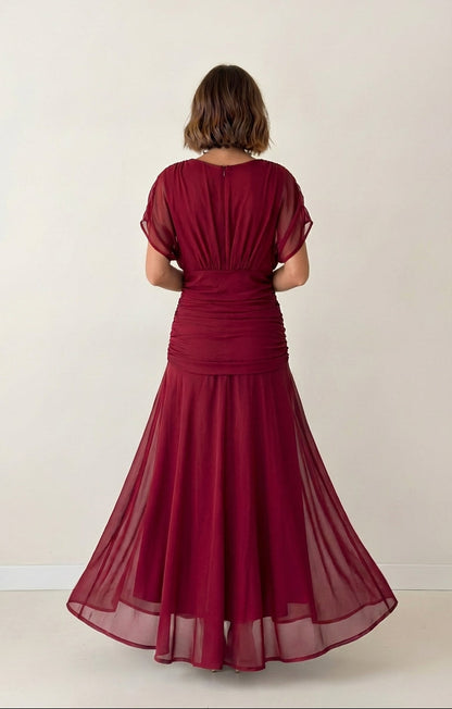 Vestido largo drapeado estilizador